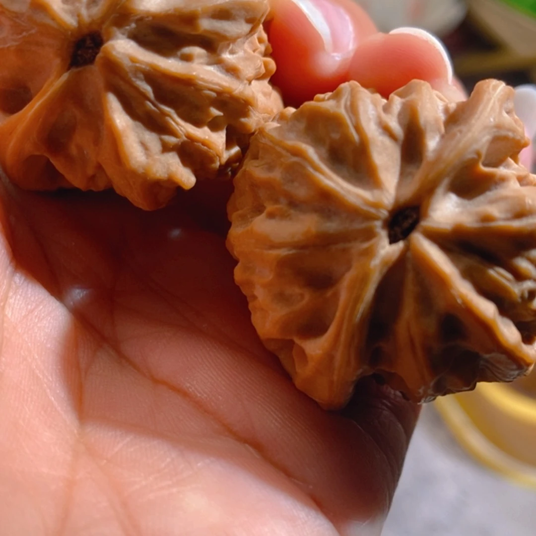 【闪购商品】吊坠文玩核桃包**象瓷瓶