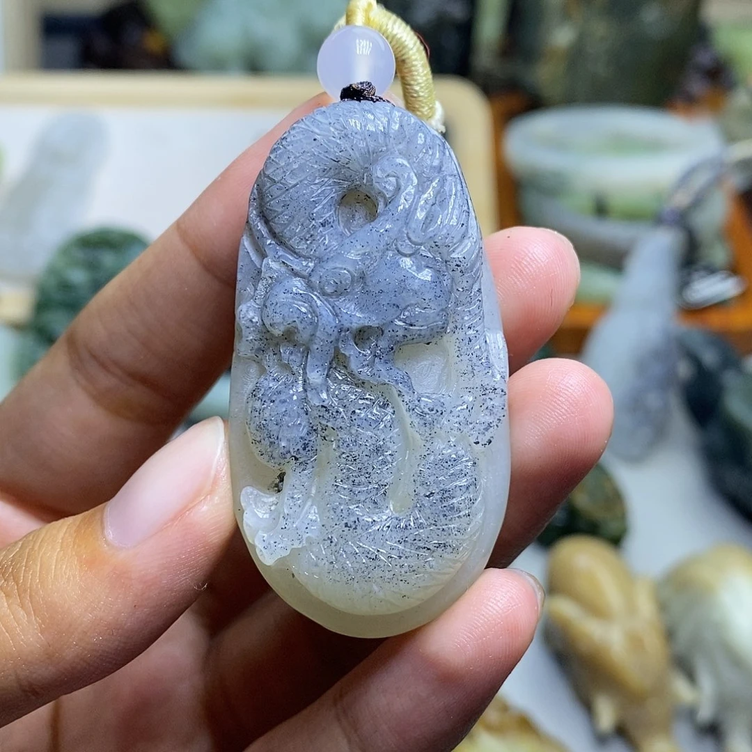 和田玉未镶嵌颈饰?*