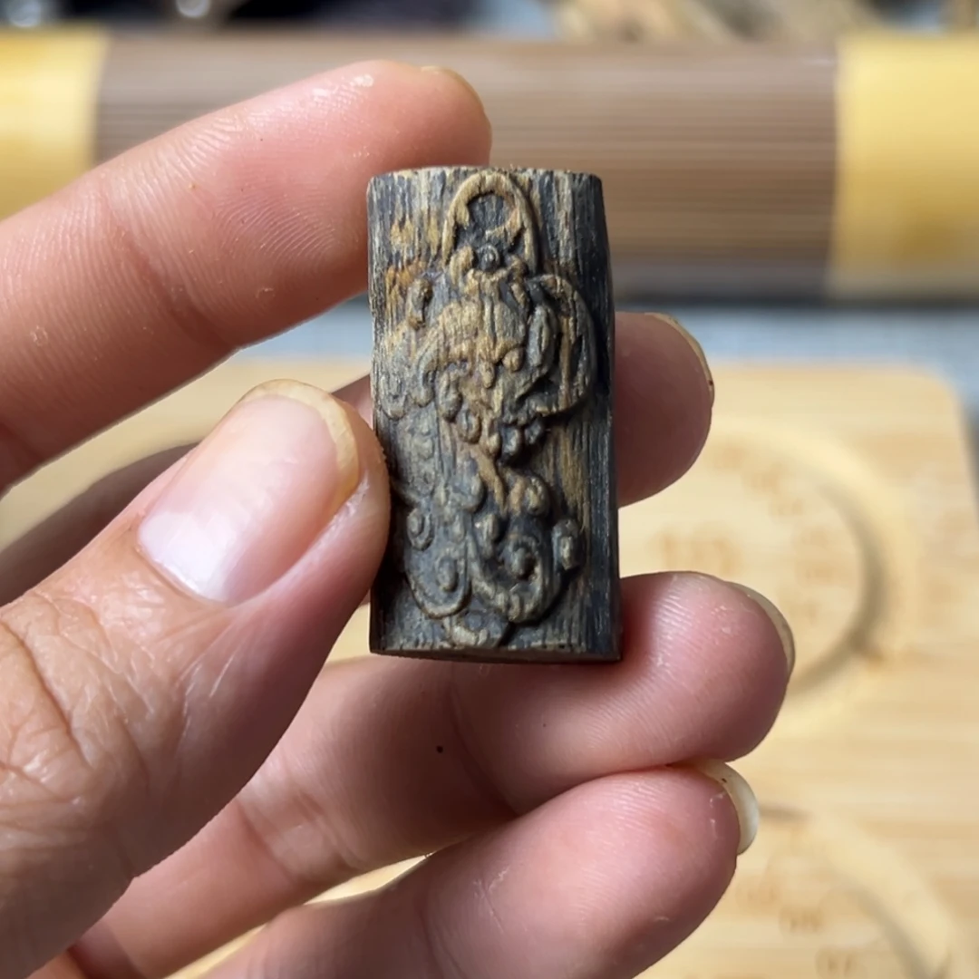 沉香碎屑沉香小貔貅