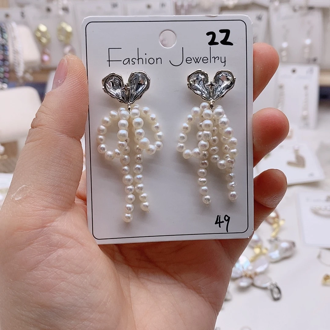 颈饰未镶嵌淡水珍珠