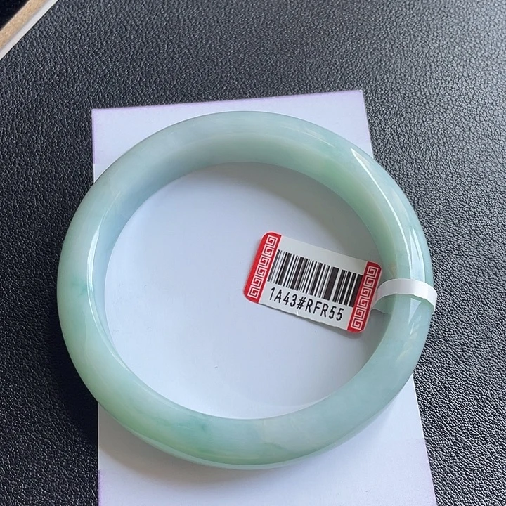 翡翠未镶嵌手镯55