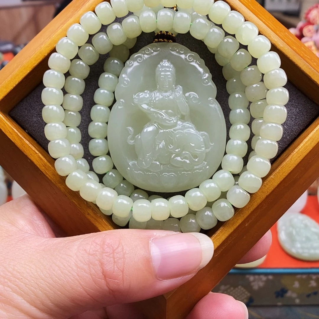 颈饰未镶嵌和田玉菩贤属龙属蛇佩戴