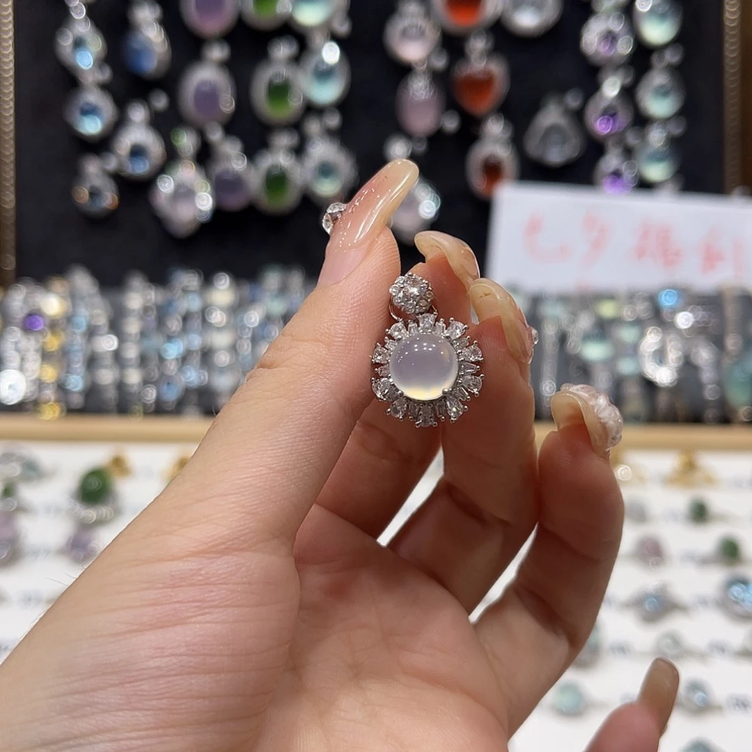 银S925镶嵌蛇纹石玉吊坠