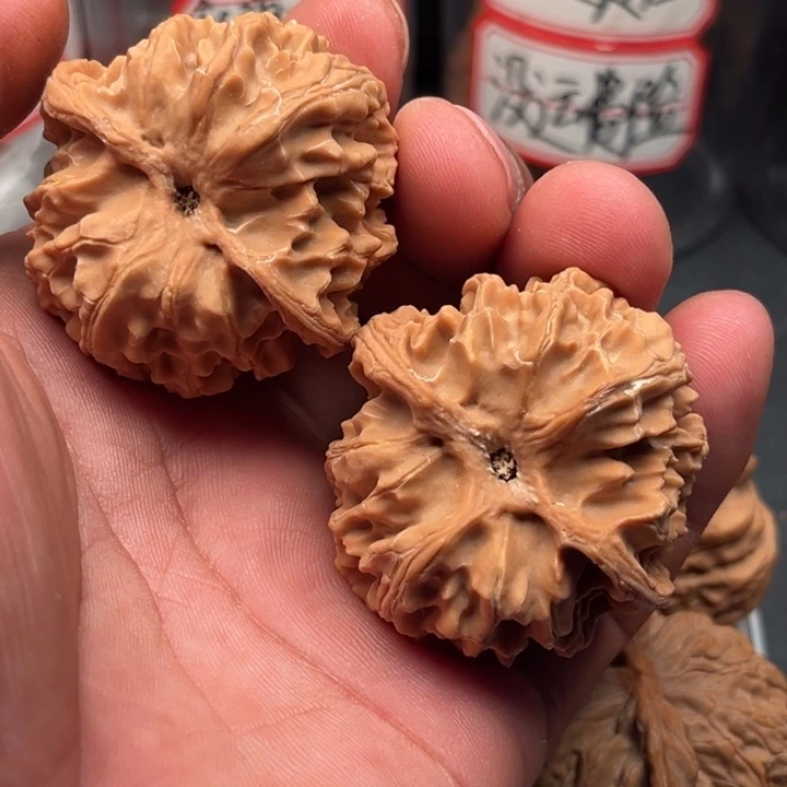 文玩核桃把件苹果44