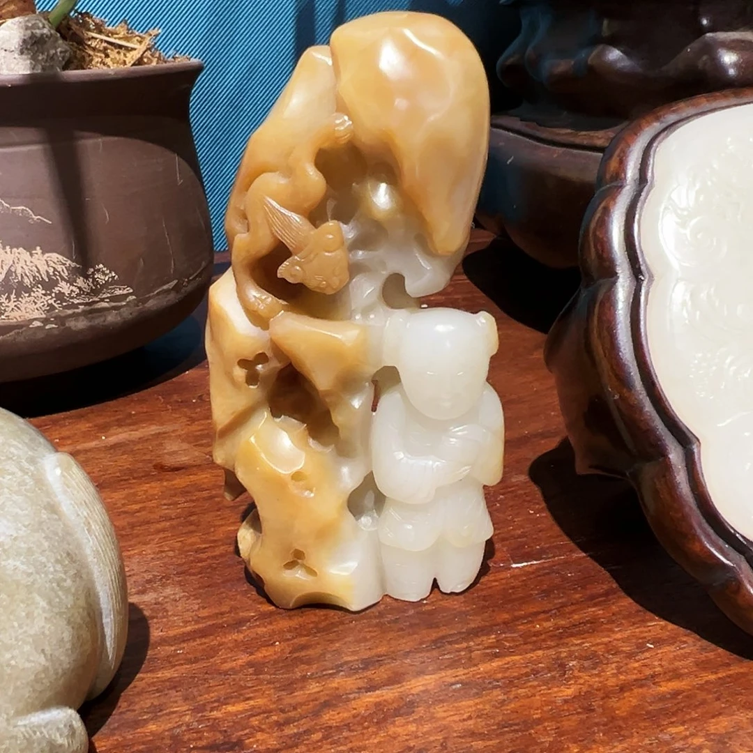 颈饰未镶嵌和田玉帅****）