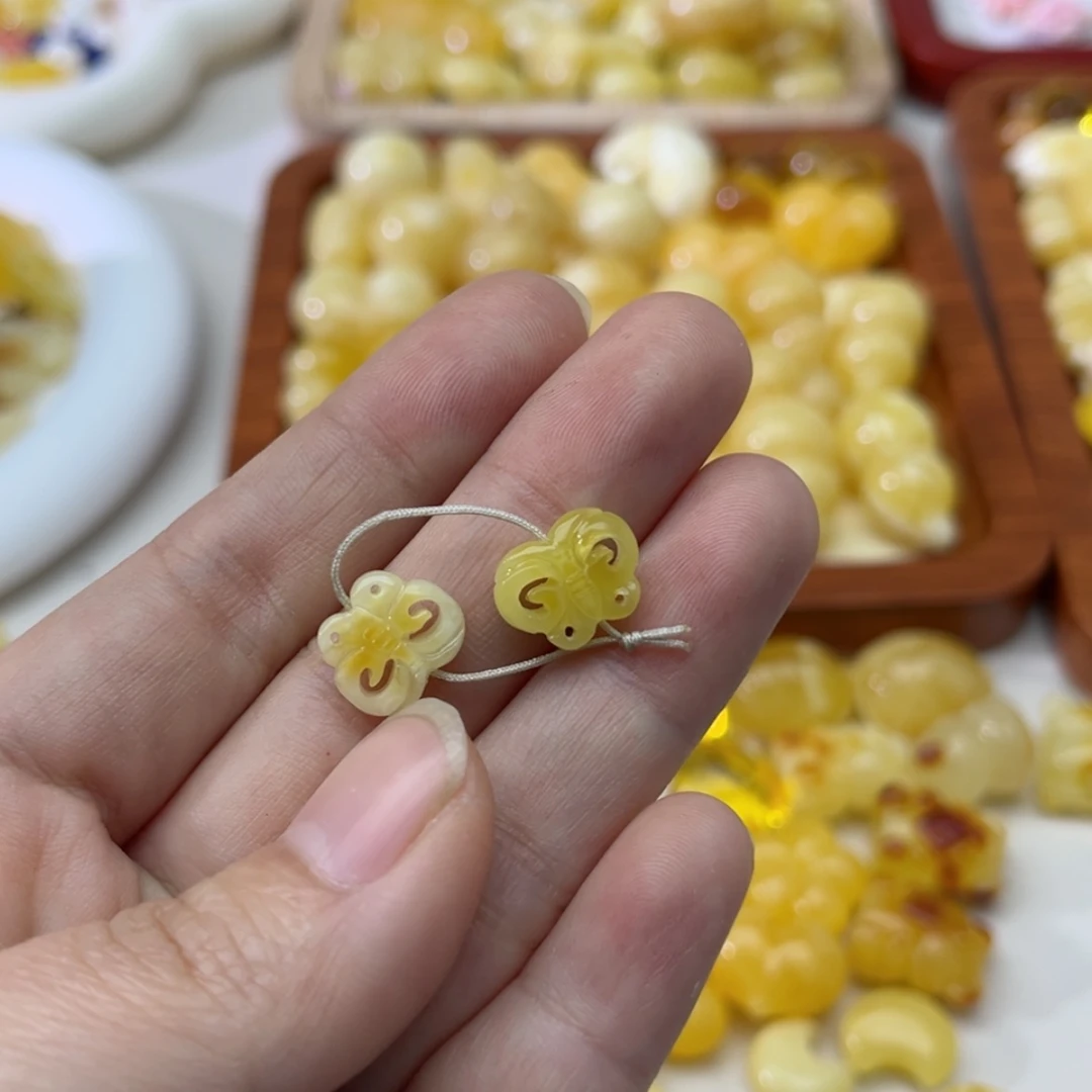 【闪购商品】未镶嵌蜜蜡裸石配饰