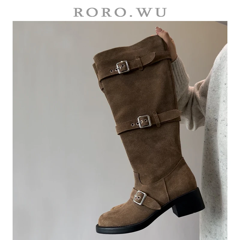 娆娆吴·磨砂牛皮复古圆头皮带扣显瘦长靴冬季新款粗跟西部靴女F09