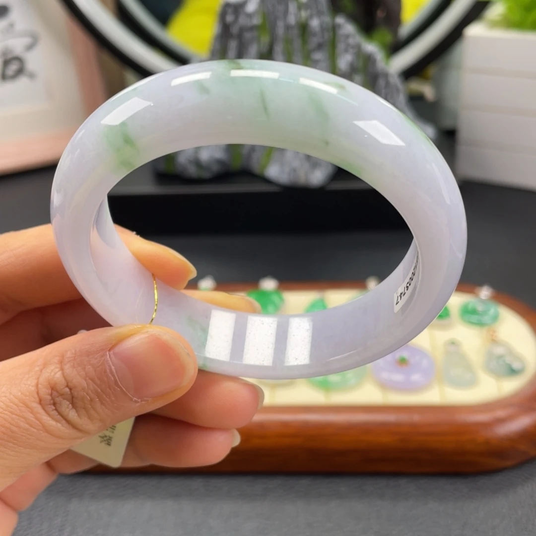 翡翠未镶嵌手镯粉紫飘花翡翠手镯