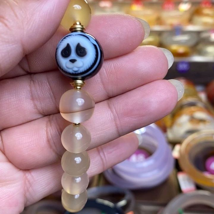 玛瑙/玉髓手镯未镶嵌