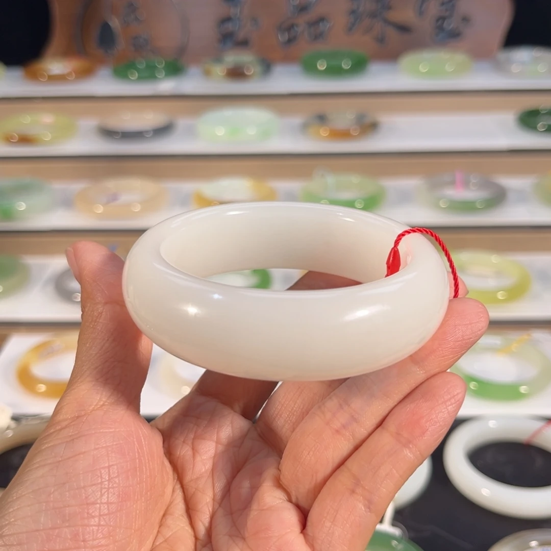 和田玉未镶嵌手镯  「野牛沟 润白」特别细润！强推！