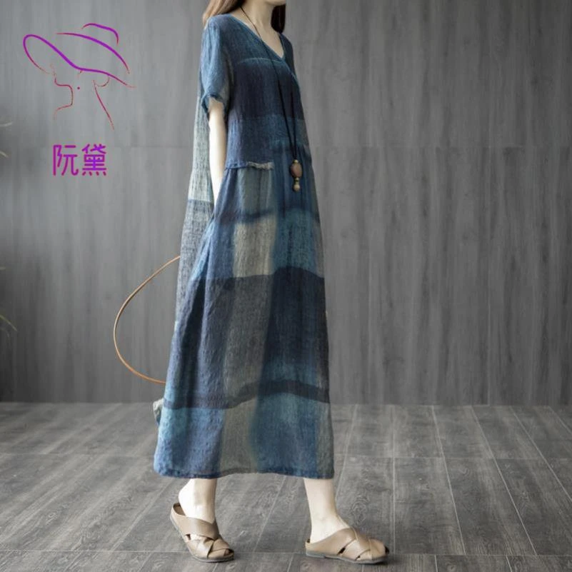 阮黛文艺连衣裙女夏季新款大码休闲宽松拼接洋气短袖v领中长款