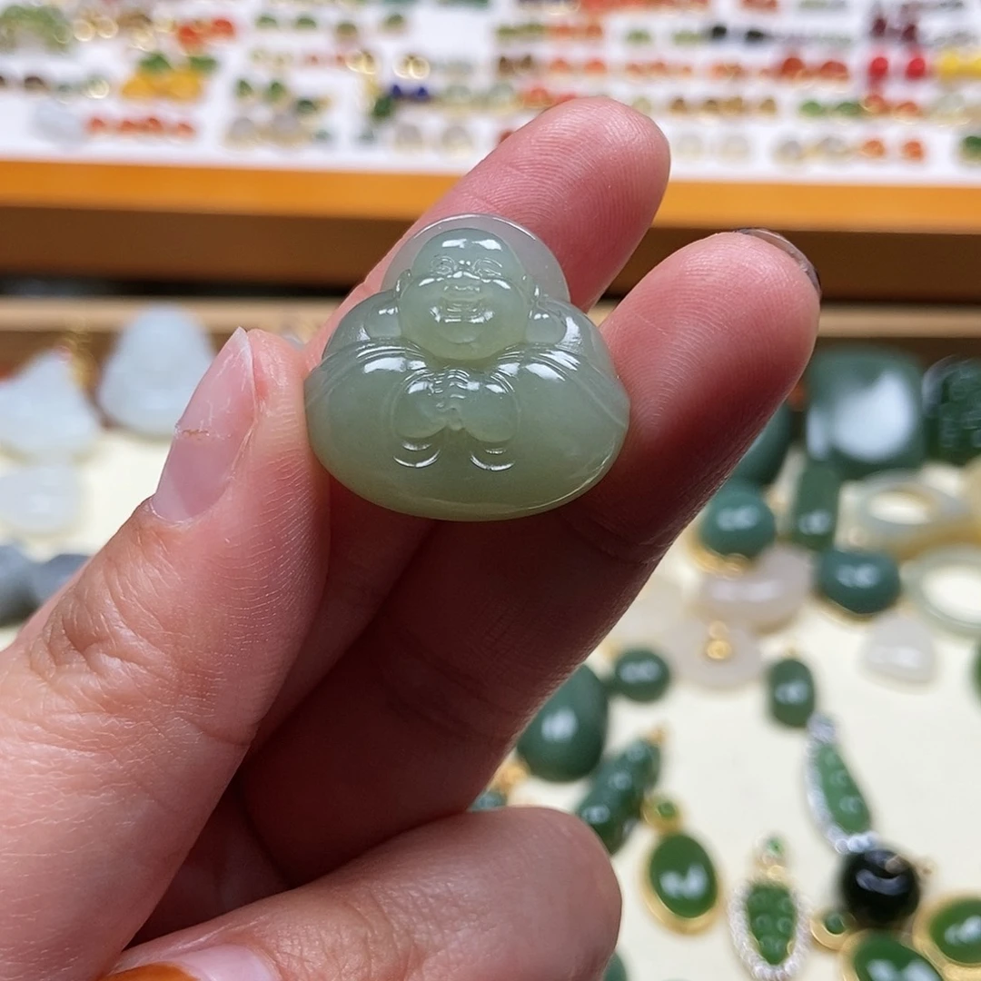 和田玉吊坠未镶嵌