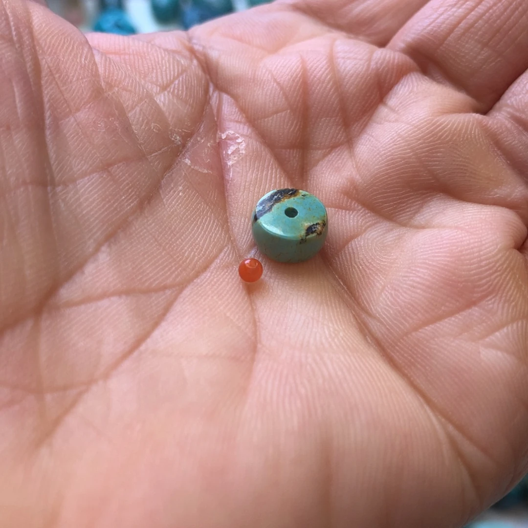 南红玛瑙未镶嵌珠宝奇石