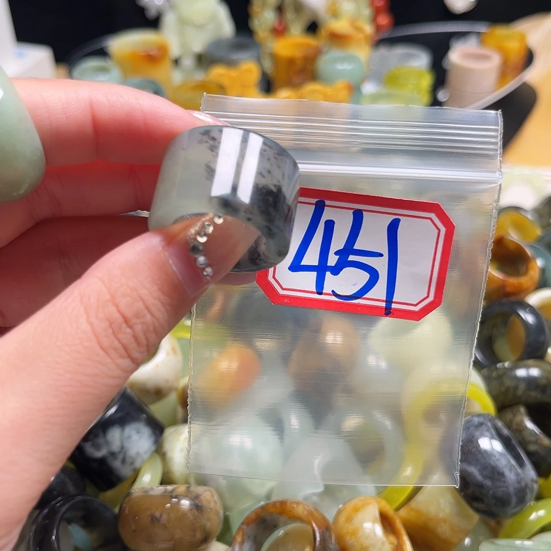 润***泽蛇纹石玉未镶嵌珠宝奇石