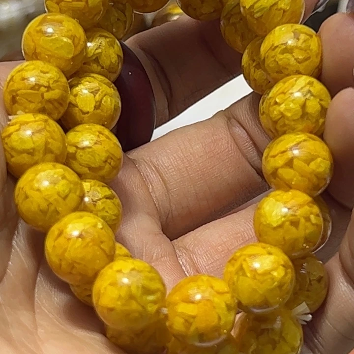 大果紫檀（缅甸花梨）1.2能黄手串