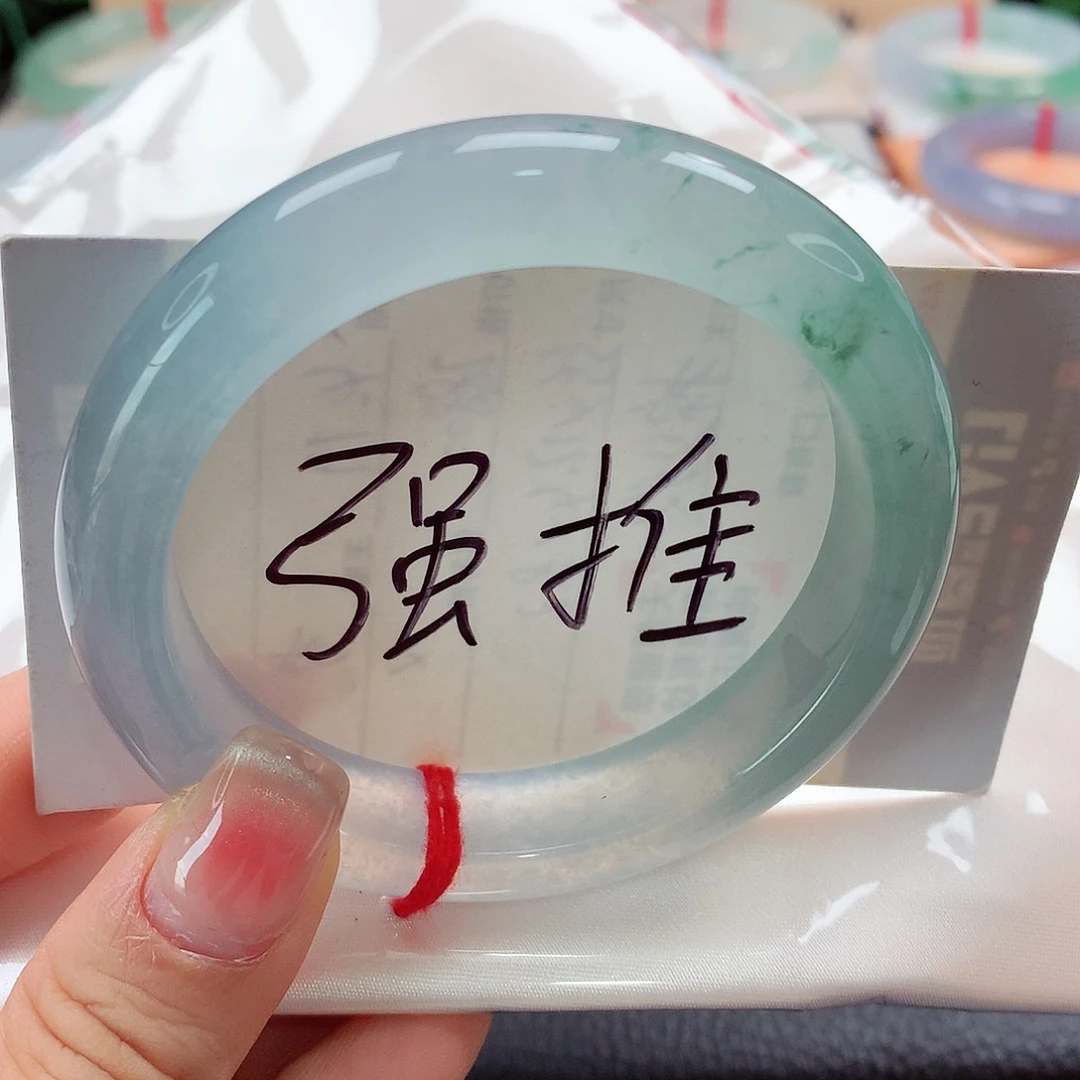 翡翠手镯未镶嵌缅甸天然a货翡翠5556起钢特色飘花