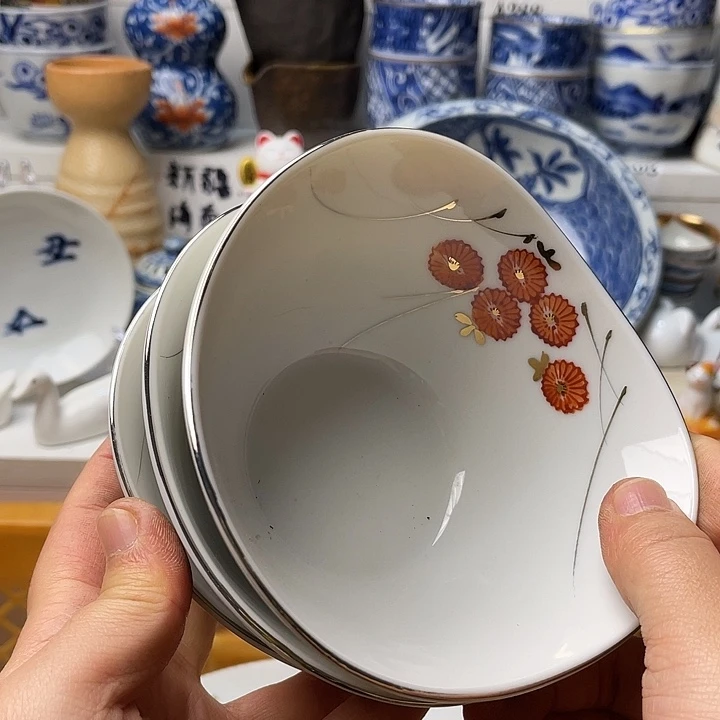 瓷片杨*瓷器是传统陶器之一用陶器作为