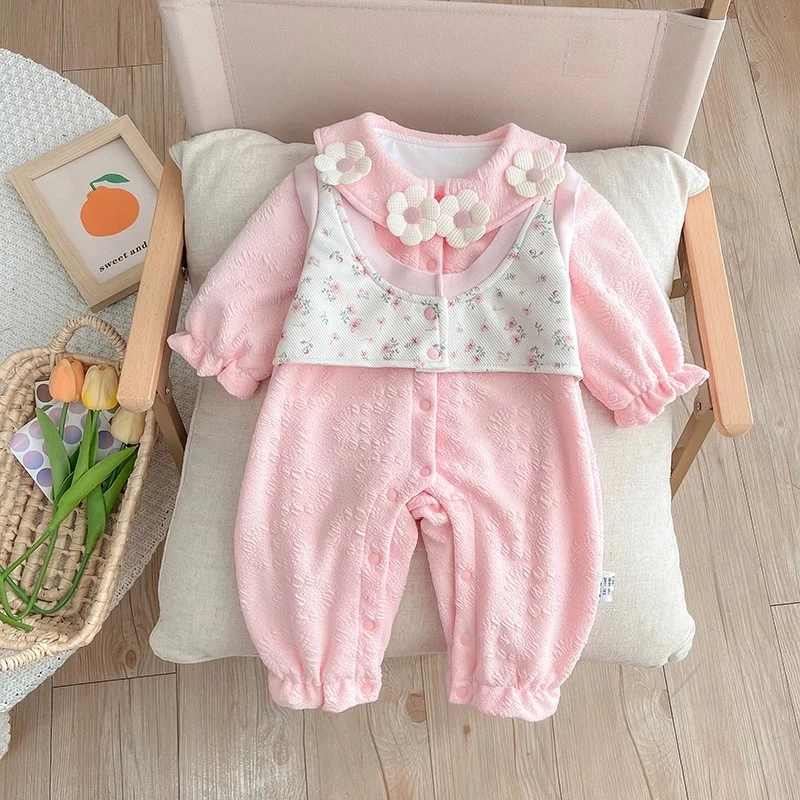 女宝宝秋款双层假两件连体衣新生儿婴儿春秋装衣服外出爬服哈衣