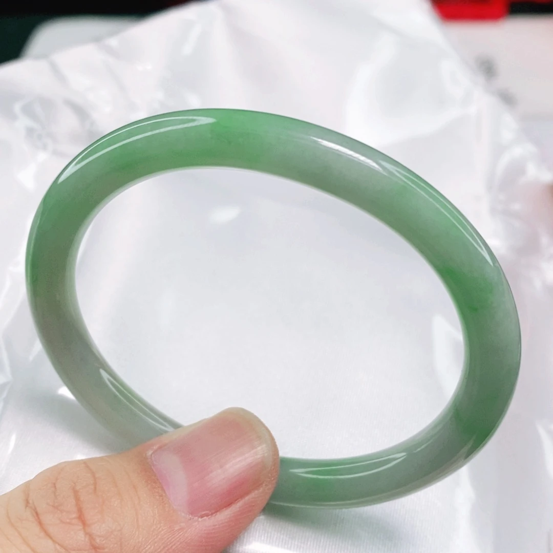 未镶嵌手镯翡翠53.3圈口贵妃完整