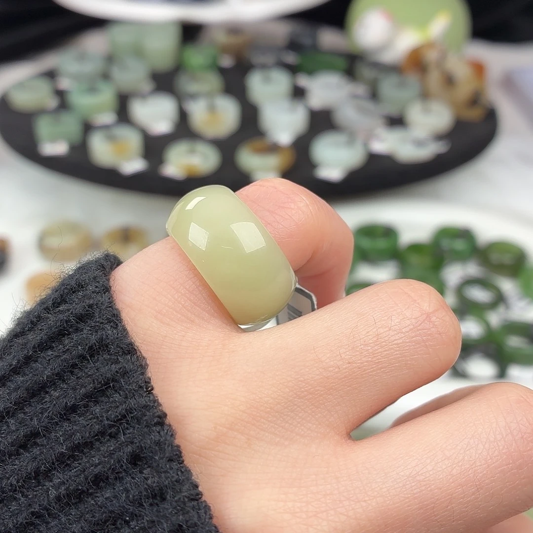 和田玉未镶嵌戒指S149奶绿墩墩15.9