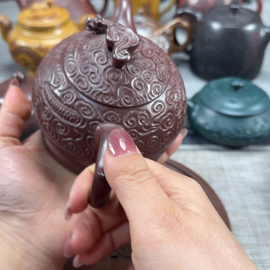 茶壶紫砂紫砂紫色紫砂