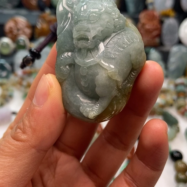 翡翠未镶嵌挂件腾冲老料翡翠