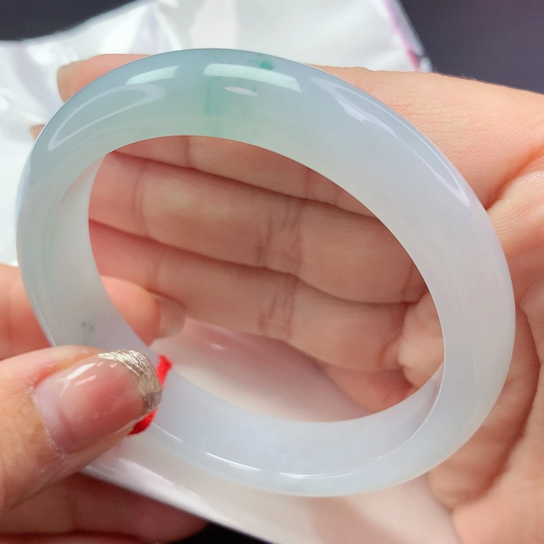 【闪购商品】翡翠手镯未镶嵌a 86305