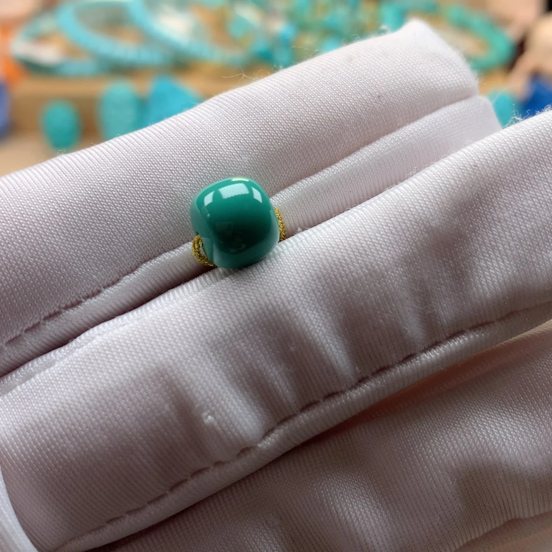 绿松石珠宝奇石未镶嵌小*?