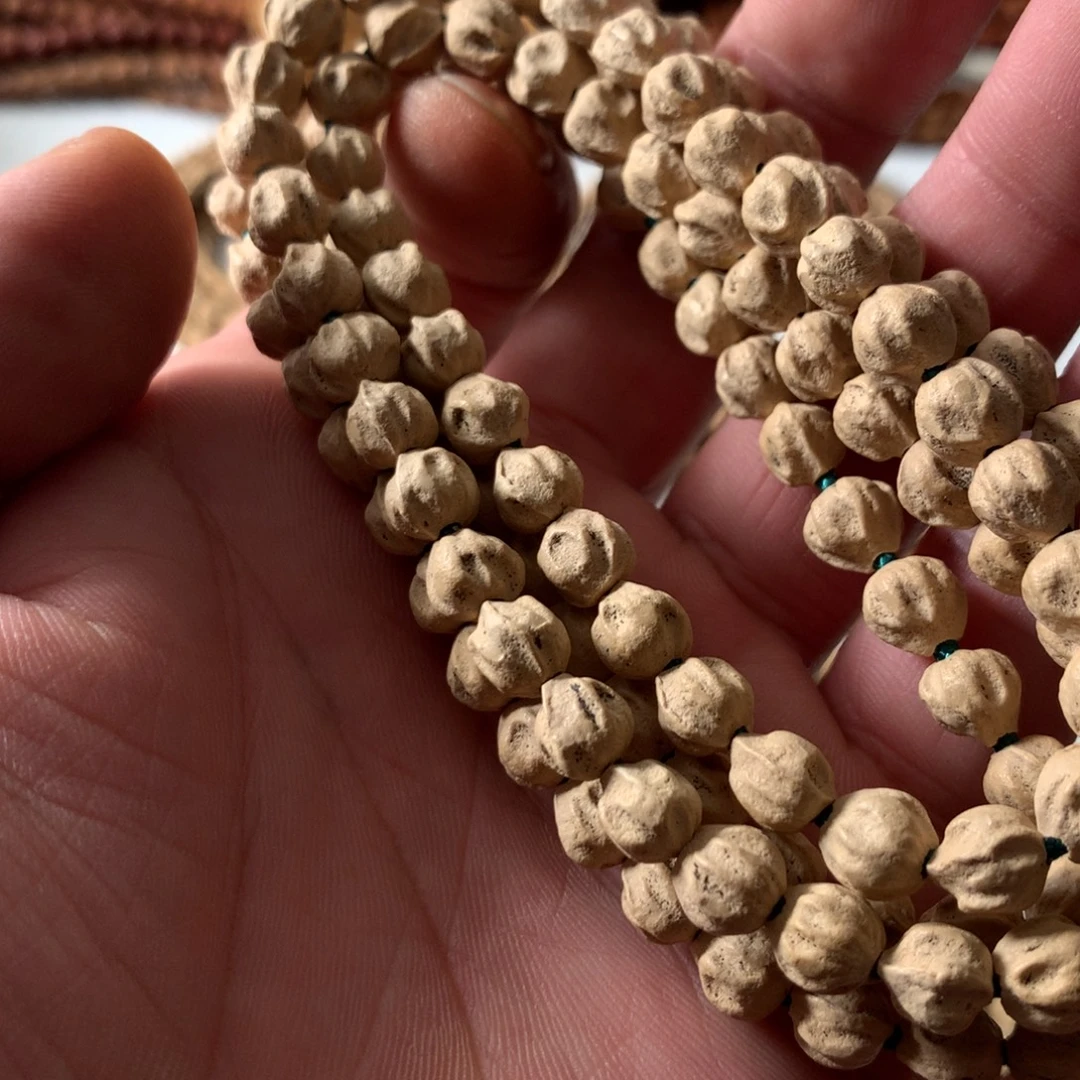 冬***员柏香籽/百香籽吊坠