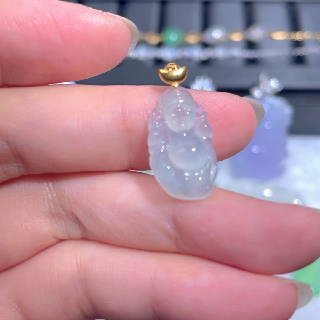 翡翠18K金镶嵌颈饰翡翠