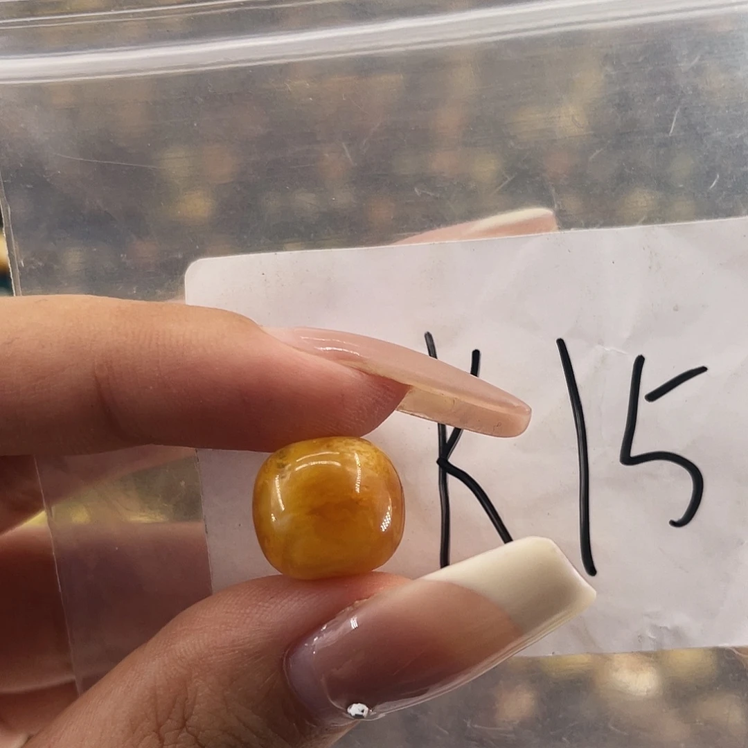 琥珀未镶嵌裸石13福利