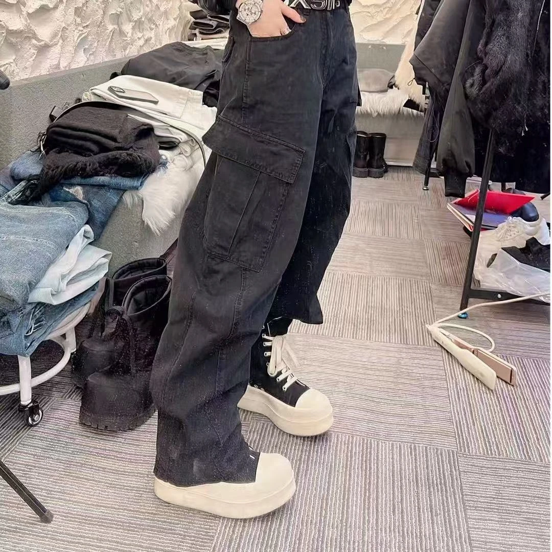 黑灰色双兜工装裤