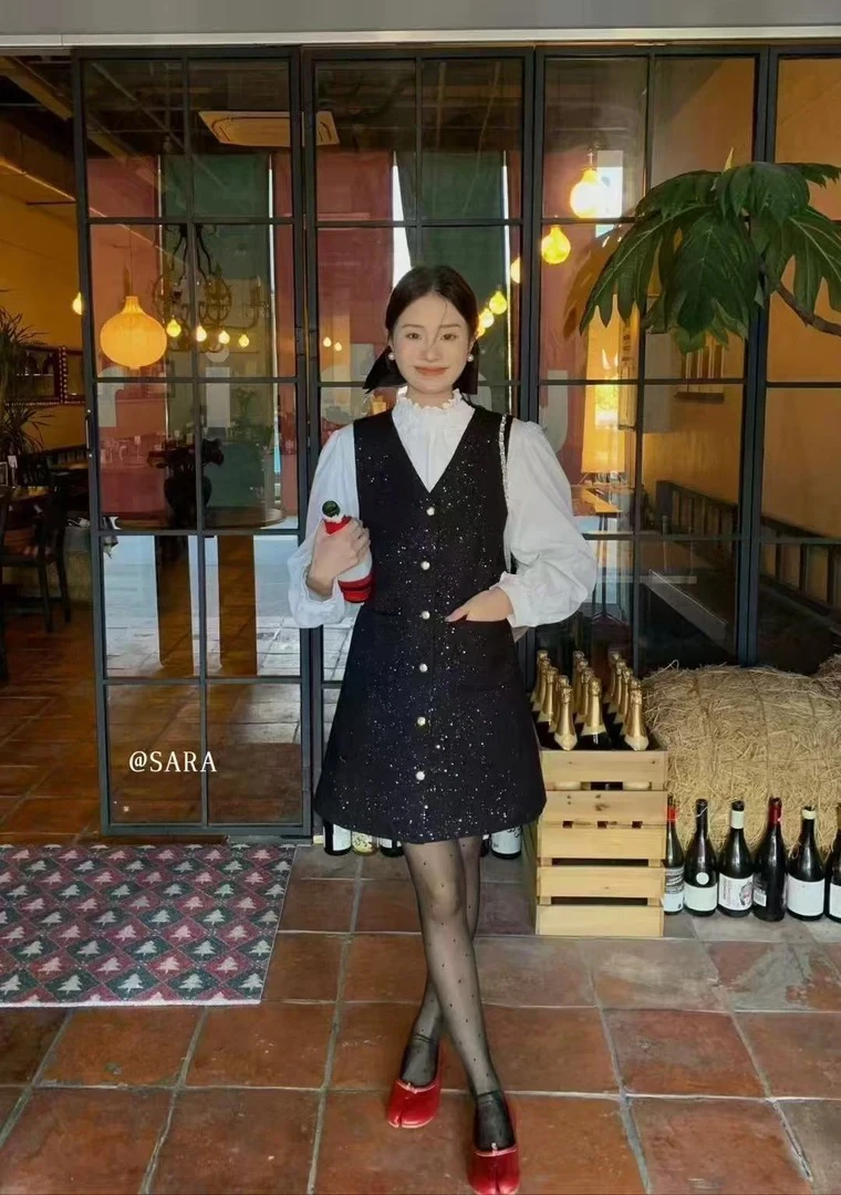 【静奢时光】千金气质V领单排扣亮片背心裙打底长裙套装1202