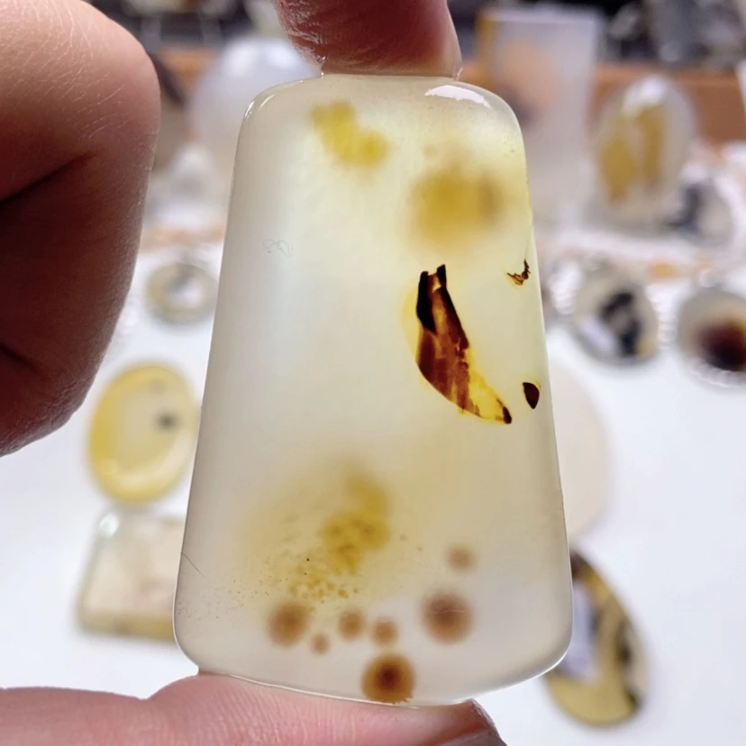 【闪购商品】玛瑙/玉髓颈饰未镶嵌