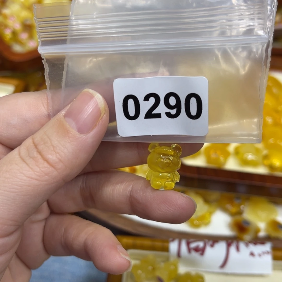 琥珀珠宝奇石未镶嵌