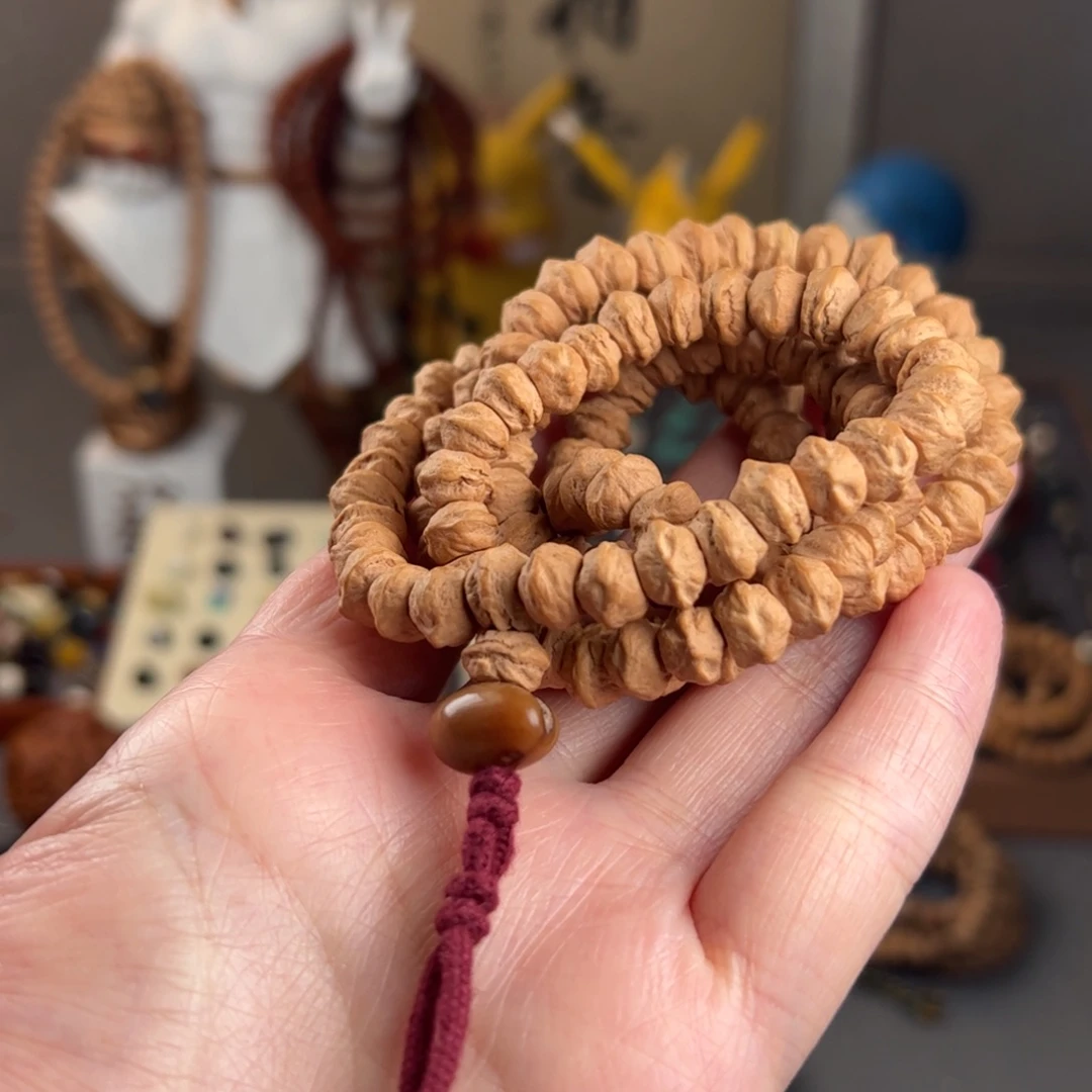 飞***士柏香籽/百香籽吊坠