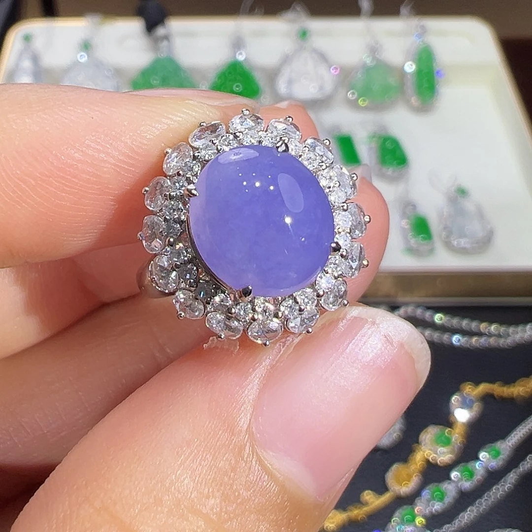 翡翠18K金镶嵌戒指