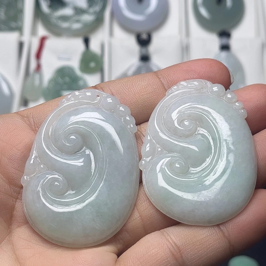 翡翠未镶嵌颈饰缅甸天然翡翠多样性发货发其一