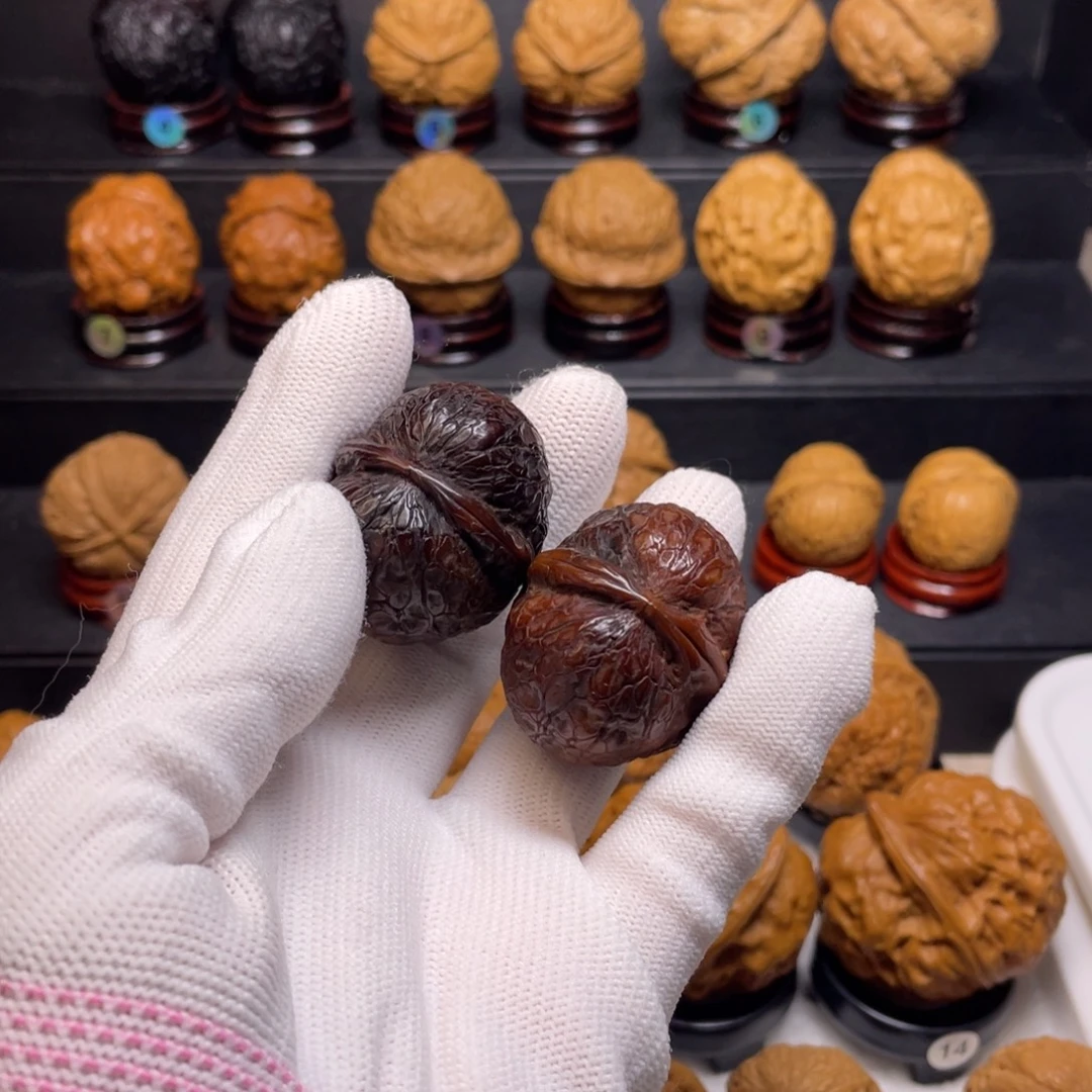 文玩核桃吊坠A1乾坤球