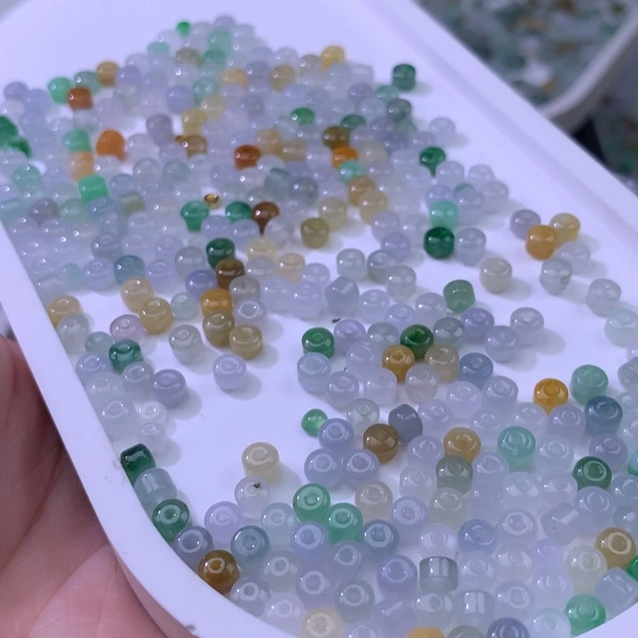 翡翠散珠小桶珠一个