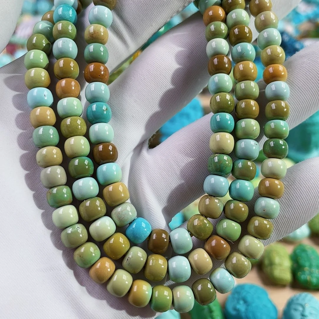 绿松石未镶嵌珠宝奇石