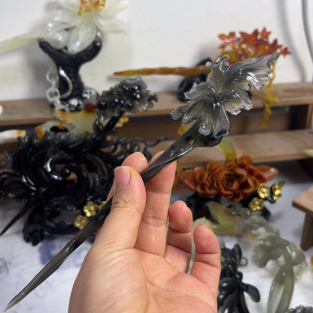 胖***的定制蛇纹石玉毛货发饰