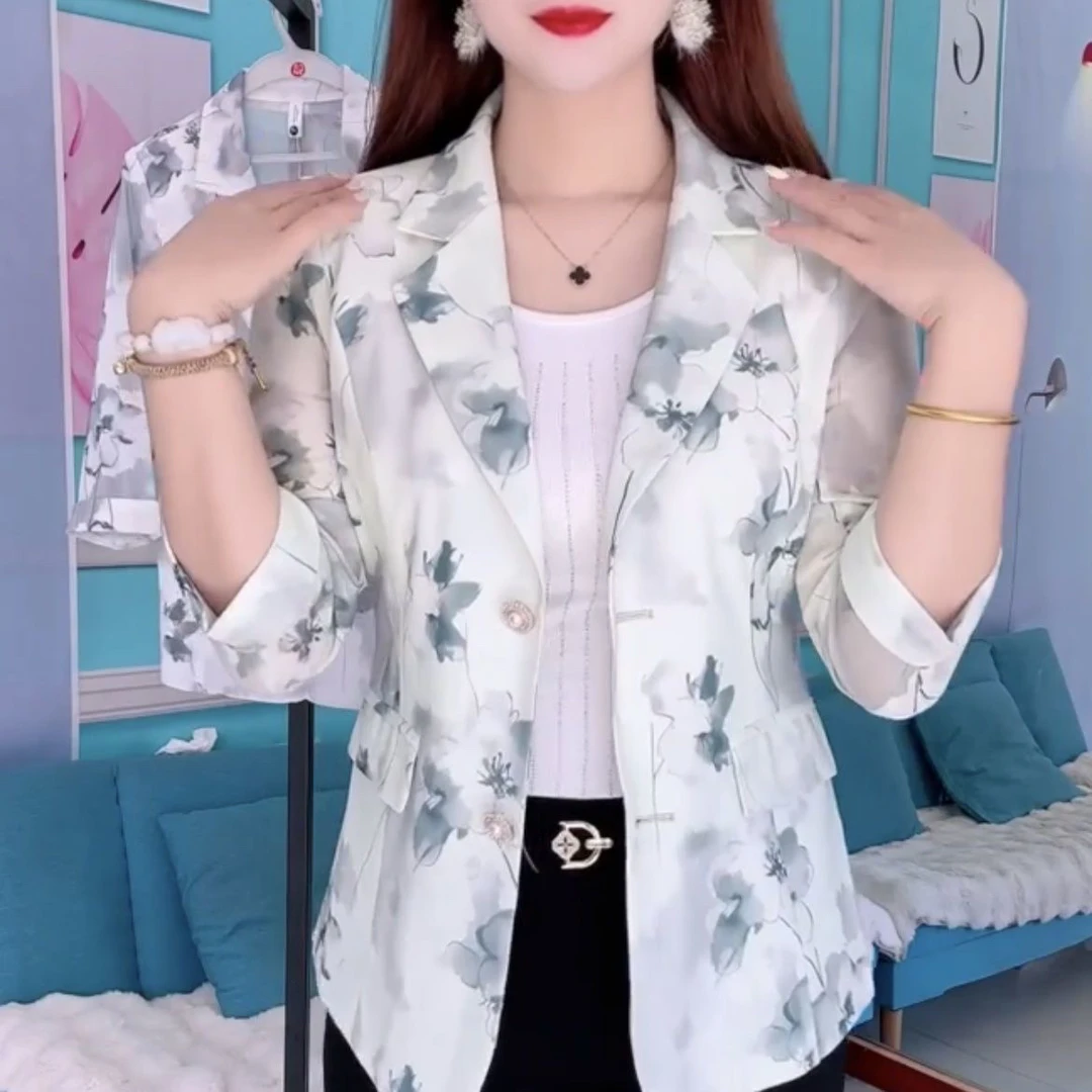 洋气薄款西服外套2025防晒时尚西装短款印花新款修身上衣发货