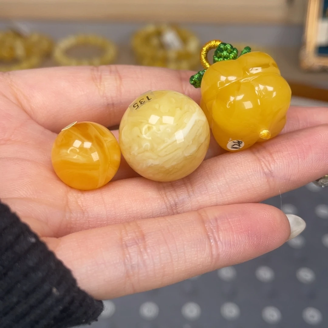 琥珀未镶嵌裸石98