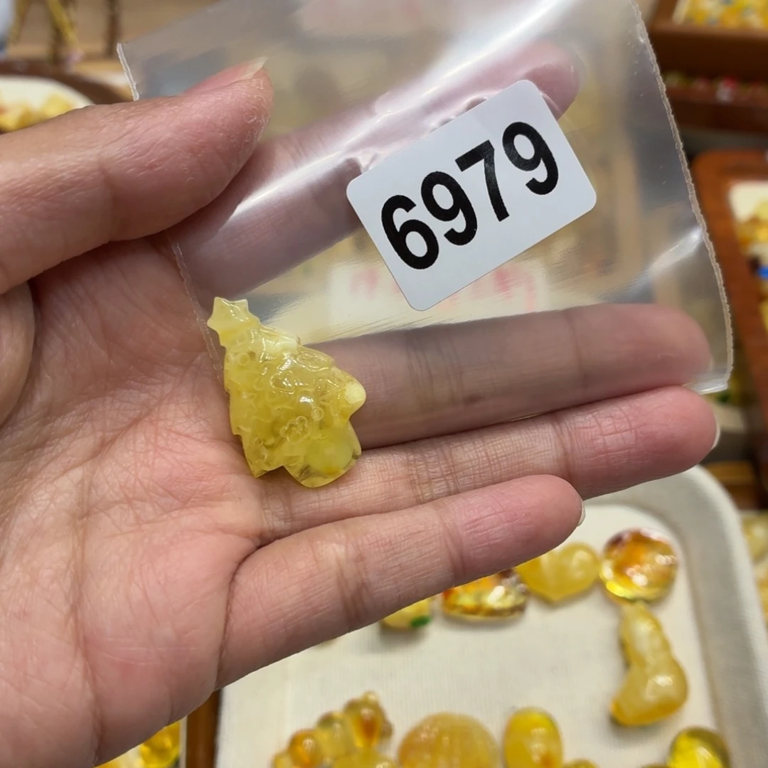 琥珀未镶嵌裸石蜜蜡