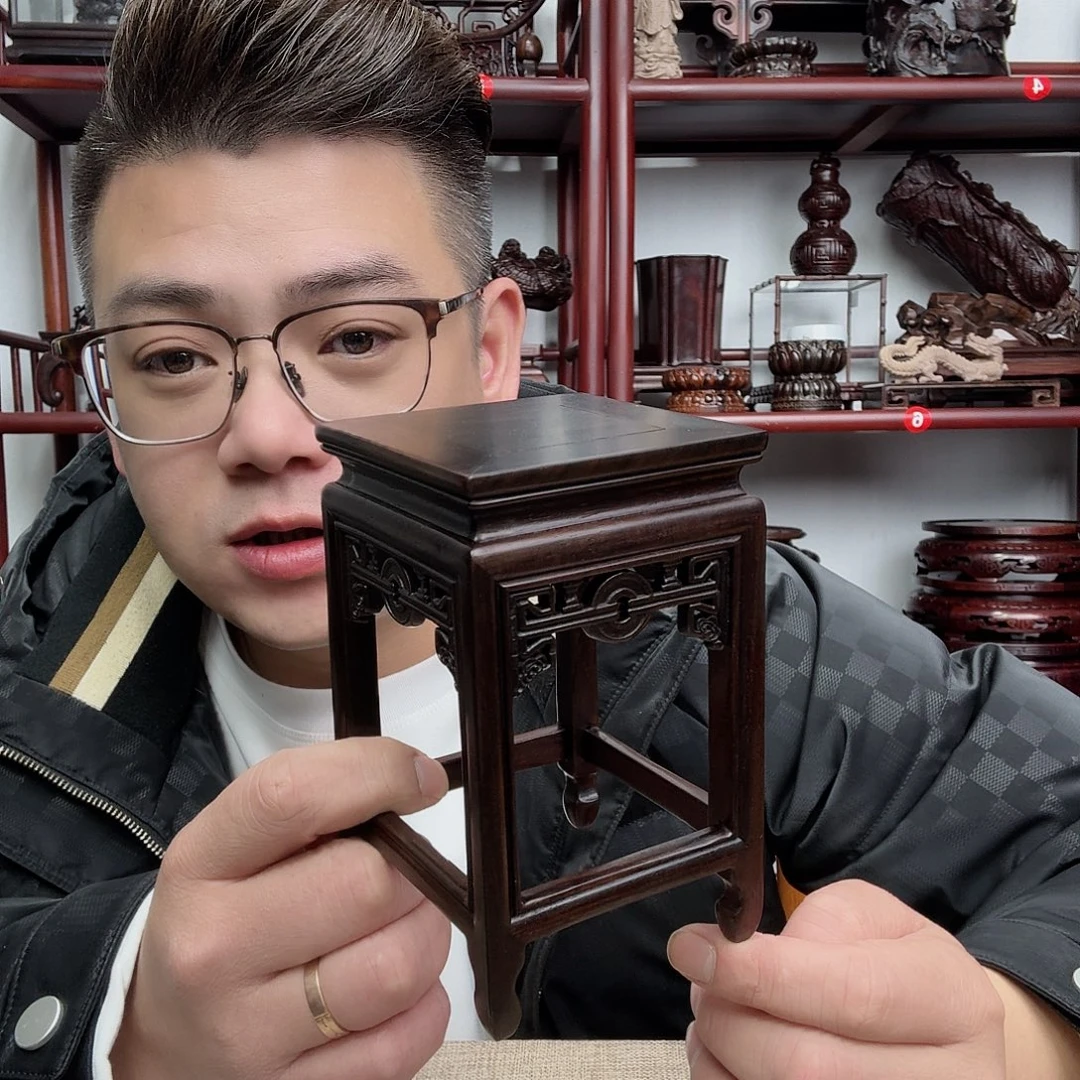 大红酸枝工艺品底座