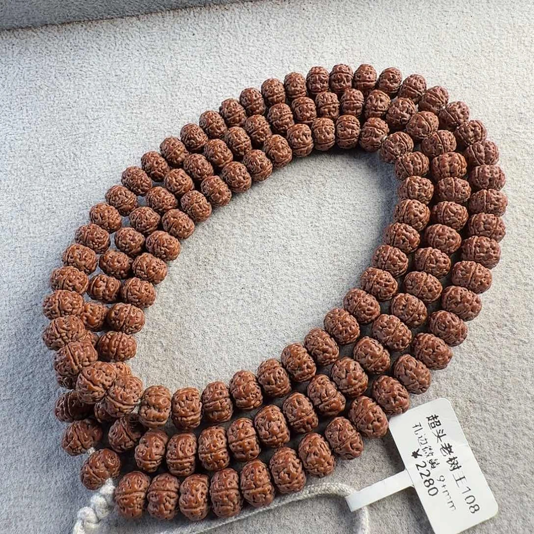 吊坠金刚菩提9➕超头老树王孔道丝黄