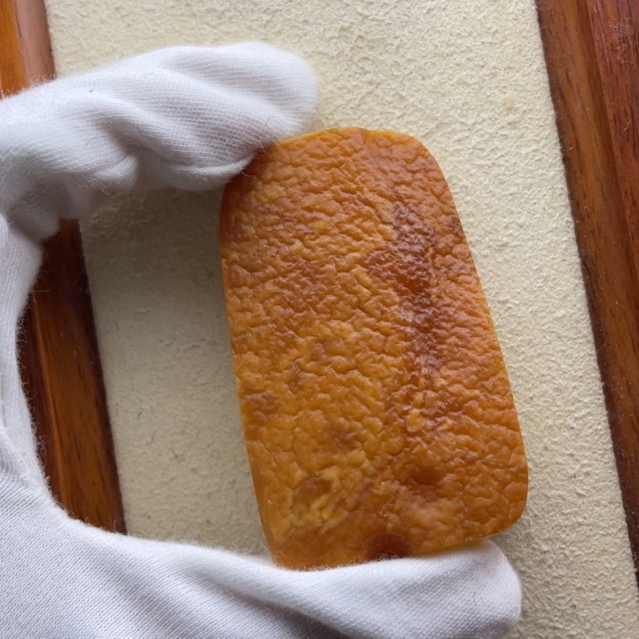 琥珀未镶嵌颈饰天然琥珀蜜蜡