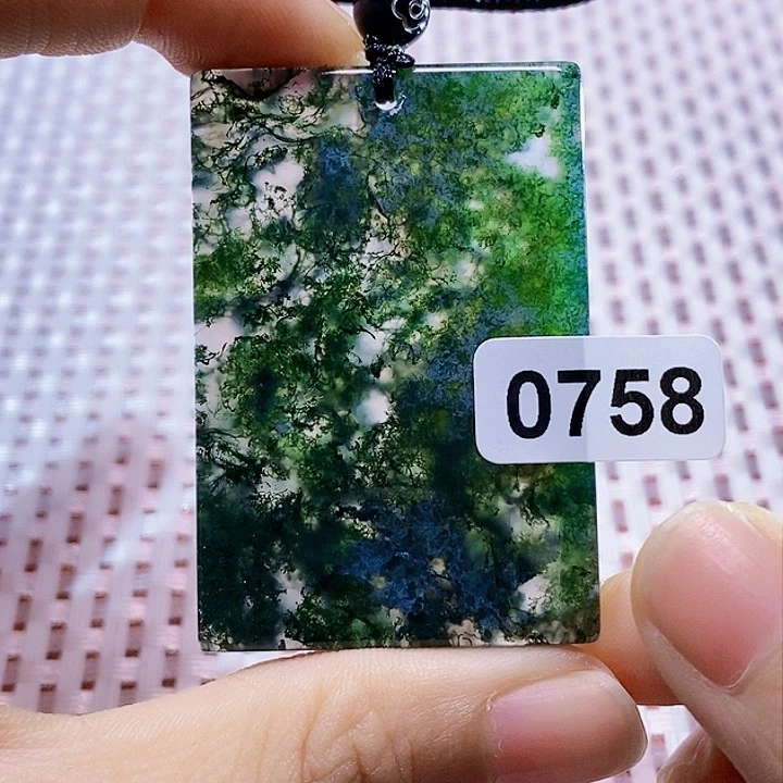 玛瑙/玉髓颈饰未镶嵌红**梦