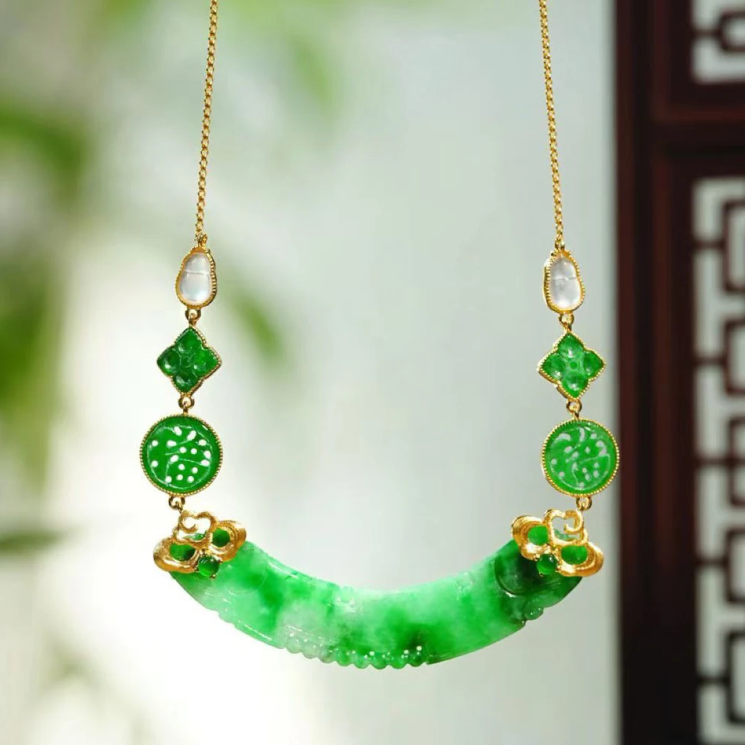 18k金翡翠玉璜吊坠ZS